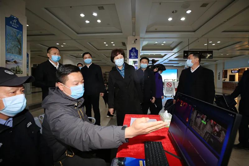 黄兰香在衡阳调研时强调 统筹抓好疫情防控工作，切实维护宗教领域和谐稳定
