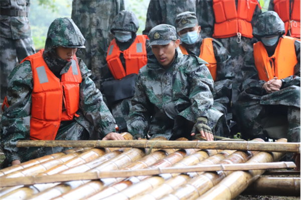 arch军校学员挑战荒野求生——渡河篇169.png arch军校学员挑战荒野求生——渡河篇169.png