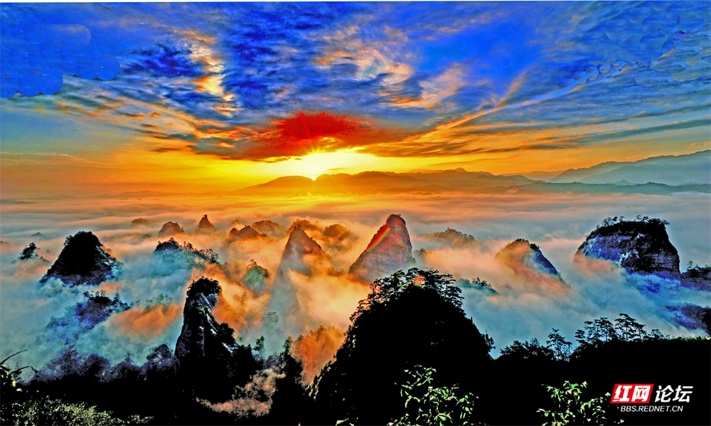 《万佛山霞光》林安权 摄 .jpg