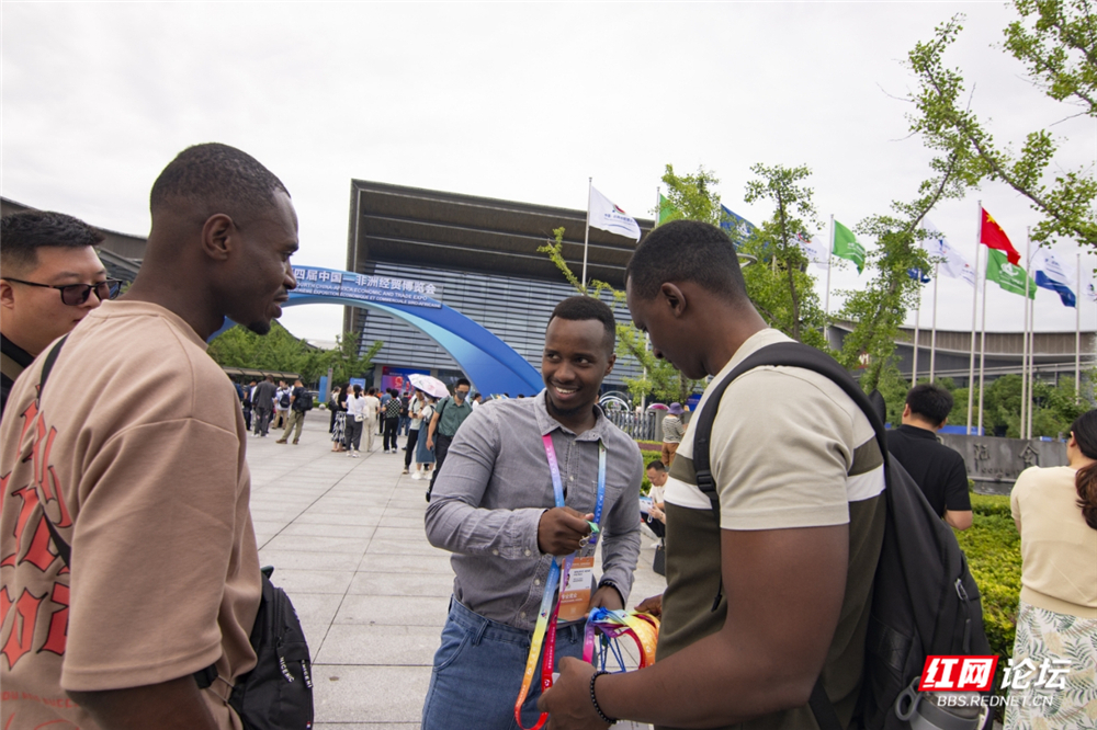 微信图片_2025-06-12_143533_879.jpg 微信图片_2025-06-12_143533_879.jpg