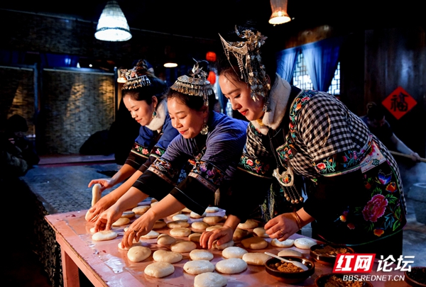 nEO_IMG_8、包苗粑粑.jpg nEO_IMG_8、包苗粑粑.jpg