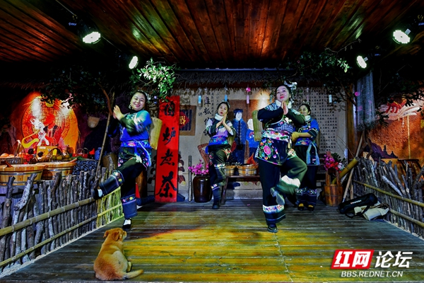 nEO_IMG_13、苗年特别观众.jpg nEO_IMG_13、苗年特别观众.jpg