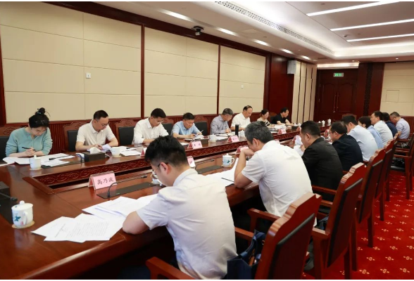 胡旭晟出席民族地区特色产业发展情况专题调研省直部门座谈会