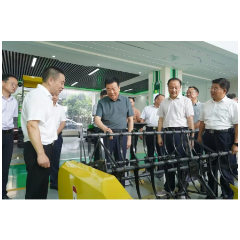 陈飞开展农机智能化发展立法调研时强调：围绕“能用、好用、耐用”要求，实现“安全、便捷、低成本”目标 更好服务农业现代化