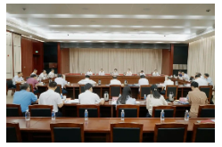 乌兰主持召开市州贯彻落实“三会三文”精神情况汇报会