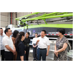 陈飞开展开放型经济促进立法调研时强调：把准立法方向 按照“五统一、一开放”要求 为打造内陆地区改革开放高地提供坚实法治保障