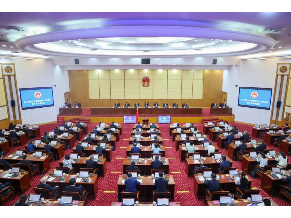 湖南省十四届人大常委会第十七次会议闭幕 沈晓明出席