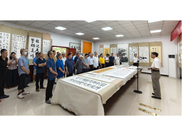 省人大常委会机关离退休人员“纪念中国人民抗日战争暨世界反法西斯战争胜利80周年书画摄影作品展”开展