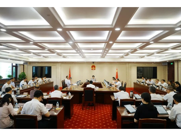 省十四届人大常委会举行第五十八次主任会议 决定省十四届人大常委会第十八次会议9月23日至26日在长沙举行