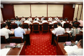 张剑飞在电子玻璃产业发展座谈会上强调：保持历史耐心，强化支持保障，推动我省电子玻璃产业高质量发展