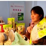 【她力量·风采】湘潭县胡伟娟：恋“莲”不舍，一路勇往直前闯商海