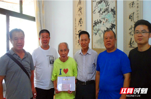嘉禾：百岁老人李沥青，捐赠2万元支持家乡教育