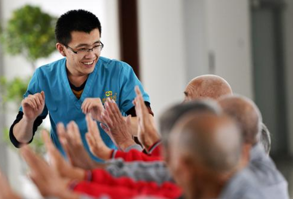 湖南：多元养老让老人拥有幸福晚年