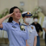 “陈陆，我会好好把孩子带大， 特别特别好地带大……”