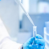 白宫或为追求“十月疫苗惊奇”走审批捷径 专家警告疫苗研发不能捆绑时间表