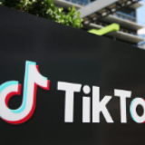 国际锐评丨“美国海盗”打劫TikTok的肮脏图谋必定落空