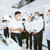 思力网评：习近平新时代中国特色社会主义经济思想是根本指引
