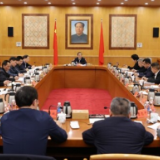 许达哲主持召开乡村换届工作座谈会