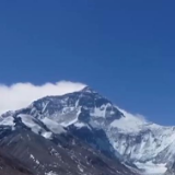 【祖国颂·美丽中国】珠穆朗玛峰：仰望地球之巅 书写凌云壮志