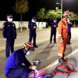 下沉一线 保供物资 送水进村 各地应急管理部门积极助力疫情防控