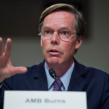 国际观察丨空缺一年多,新任美国驻华大使为何是他?