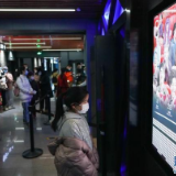 海外网评：春节“开门红”，中国经济“牛气十足”