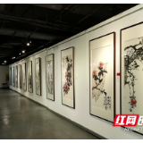 感受闽南画风 福建漳浦师生三人把画展办到了长沙