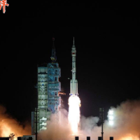 【央视快评】以奋进拼搏开辟未来