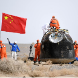 时刻知道丨“神十三”凯旋，完美着陆的背后有这些亮点