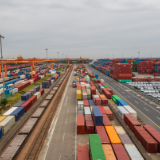 上海海铁联运通道畅通:3月来逾8万标准箱,同比增长42%