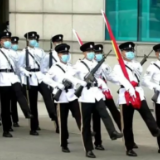 “每一步都更靠近祖国，每一步都更有归属感！”