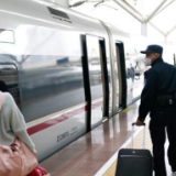 春运返程火车票开抢 请收好这份出行指南