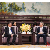 沈晓明会见泰国副总理兼商业部长普坦·卫查亚猜一行