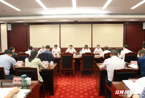 省人大常委会召开湖南代表团全团建议协助办理工作座谈会