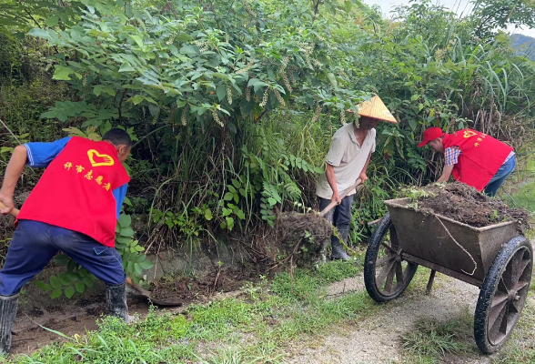 湖南各地汇聚文明实践力量 筑牢防汛救灾防线