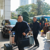 湖南省人大代表抵长报到