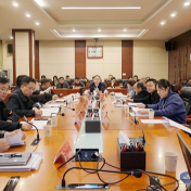 张龚主持召开书记专题会