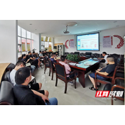 争做文明执法者  建设法治张家界