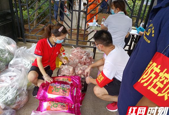 【抗疫在一线】曹莉：巾帼女子别样红