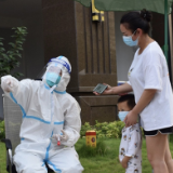 张家界：丽景天下二期落实栋长负责制 第十一轮核酸检测有序进行