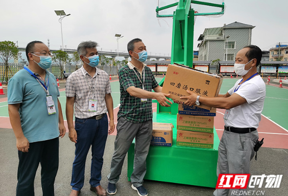“疫”往无前,张家界市委宣传部下沉社区抗疫在行动