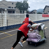 慈利县溪口镇中学：热心“小红花” 助力开学季