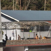 武陵源区锣鼓塔街道：辖区单位自行拆除历史违法建设
