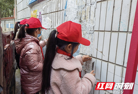 慈利县许家坊土家族乡中学：弘扬雷锋精神 传承榜样力量