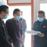 侯铁夫督导疫情防控、食品安全示范城市创建、安全生产等重点工作