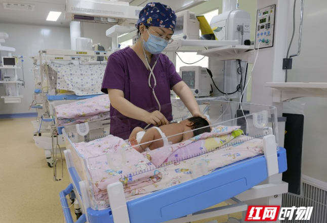 【喜迎二十大 科技创新当自强】覃大卫：从医十年 能成为孩子们健康守护者是我最大的价值