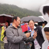 湖南张家界：党建引领“超级黄金周”开展超级好服务