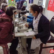 永定区阳湖坪街道：设立“老年服务专场”　共同守护“夕阳亮色”