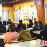 慈利法院第三党支部开展“党建引领 业务共进”主题党日活动