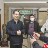 刘革安暗访旅游市场时强调：让游客游得放心、游得舒心